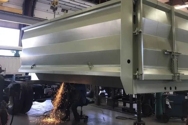 Manufacturer of Custom Truck Bodies for Industrial Needs
