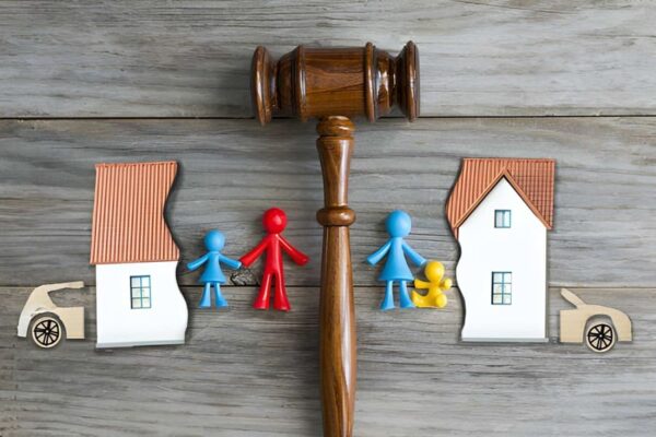 How a Family Lawyer in Mississauga Helps Families Reach Fair Settlements